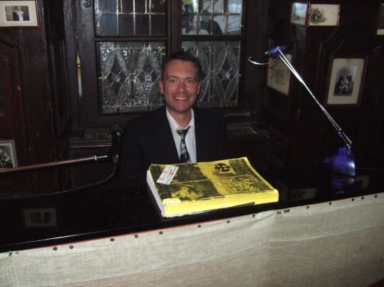 nochnekleineaftershowsessionmitpianist.jpg